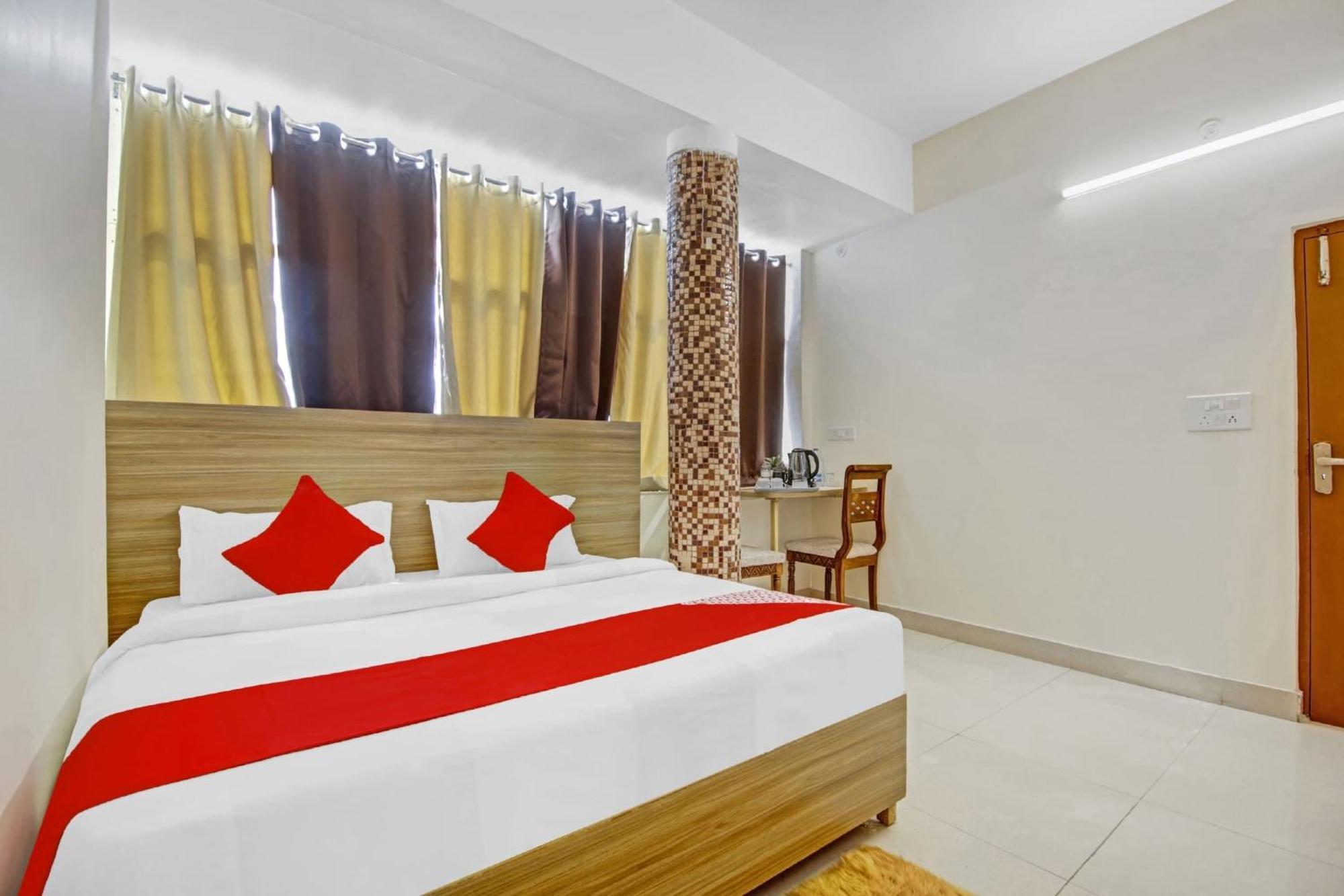 Oyo Flagship 80772 Hotel The Grand Rdc Ghaziabad Luaran gambar