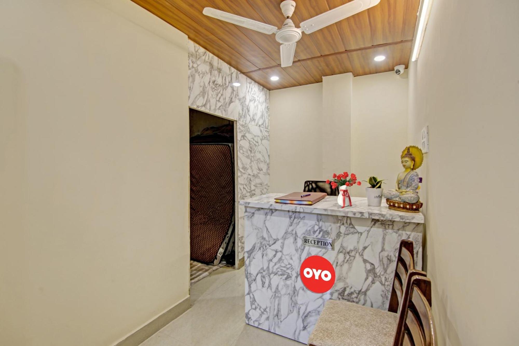 Oyo Flagship 80772 Hotel The Grand Rdc Ghaziabad Luaran gambar