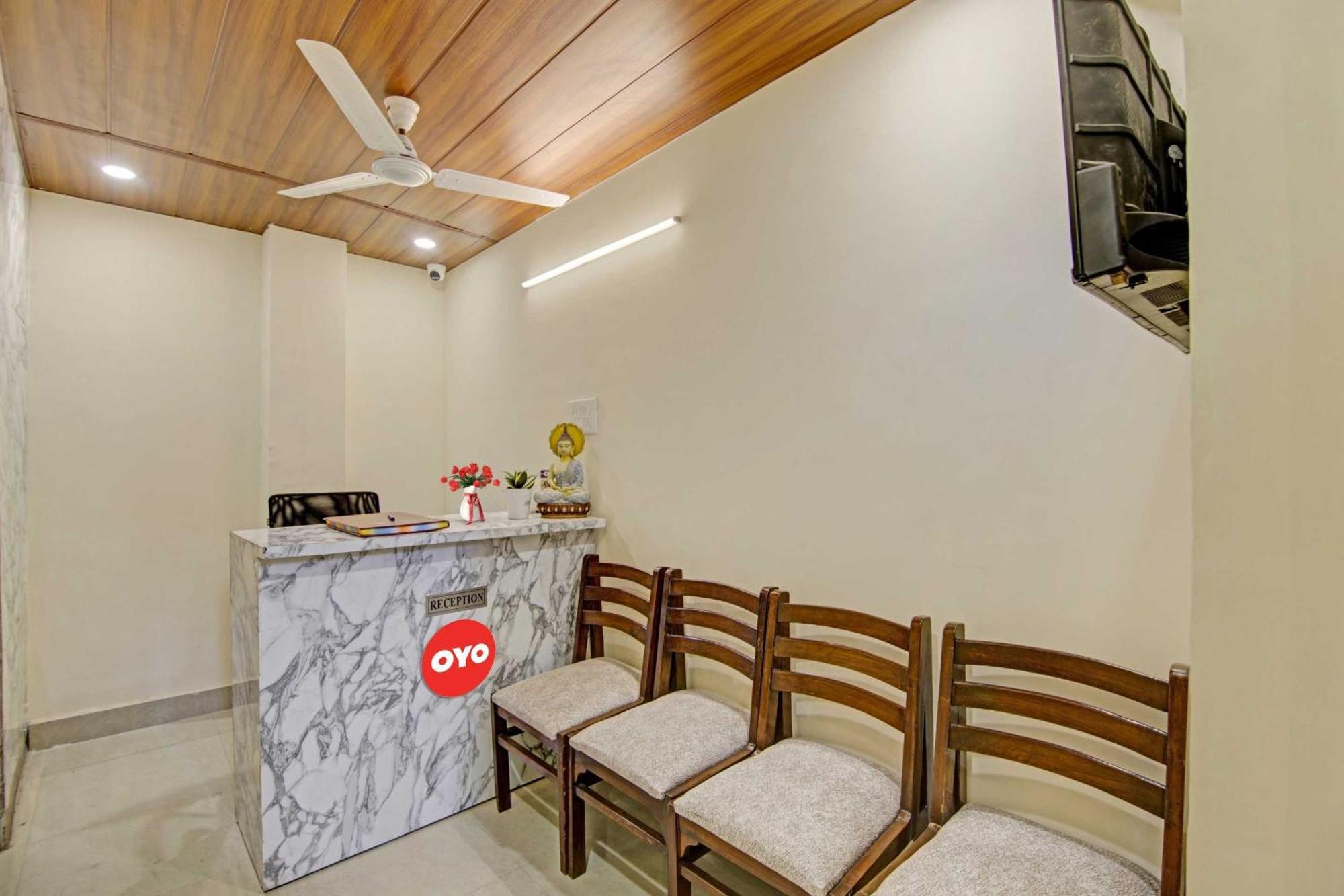 Oyo Flagship 80772 Hotel The Grand Rdc Ghaziabad Luaran gambar