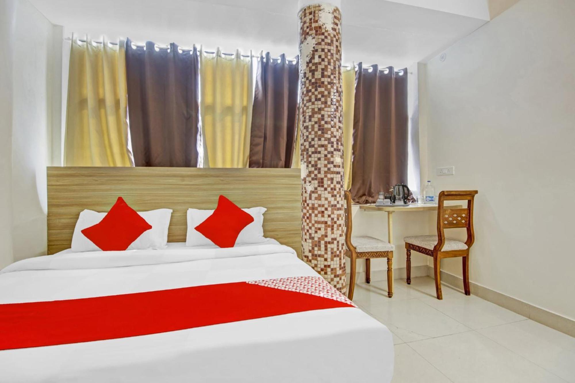 Oyo Flagship 80772 Hotel The Grand Rdc Ghaziabad Luaran gambar